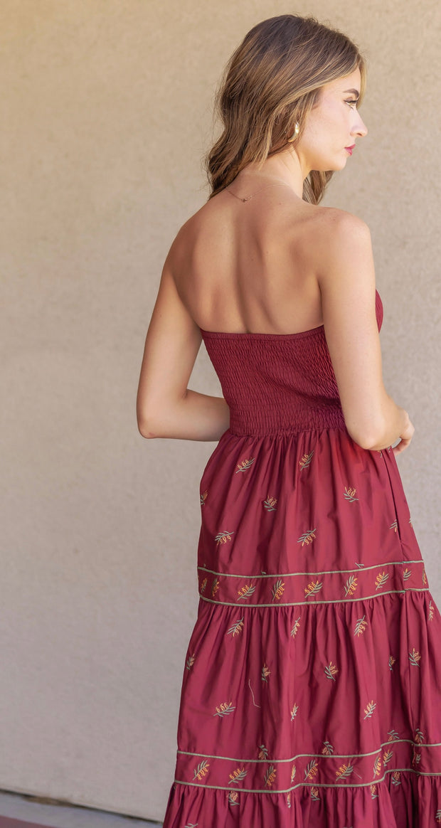 Floral embroidery tube dress