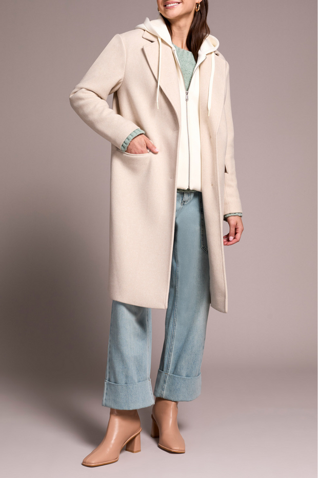 HOODED COAT
