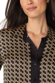LONG SLEEVE BUTTON DOWN